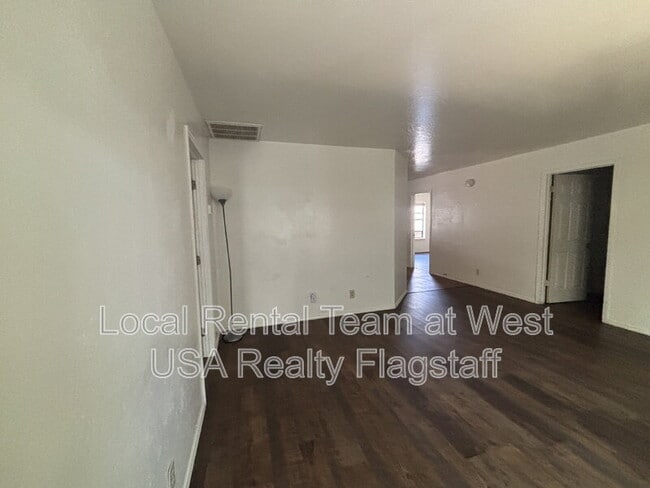 Photo - 625 S Fountaine St Unit B