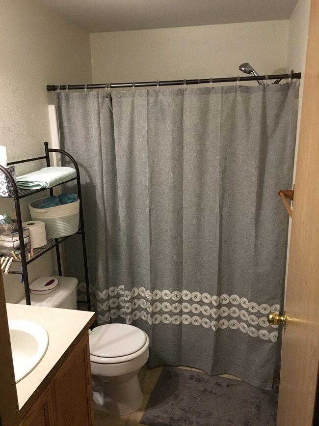 Photo - 712 Elliott Road