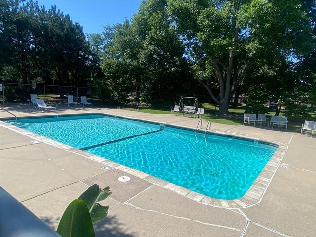 Photo - 7350 York Ave S Unidad 209