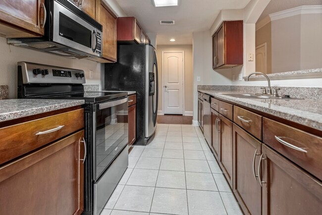 San Brisas Apartment Homes