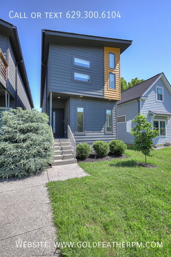 Building Photo - 5006A Indiana Ave