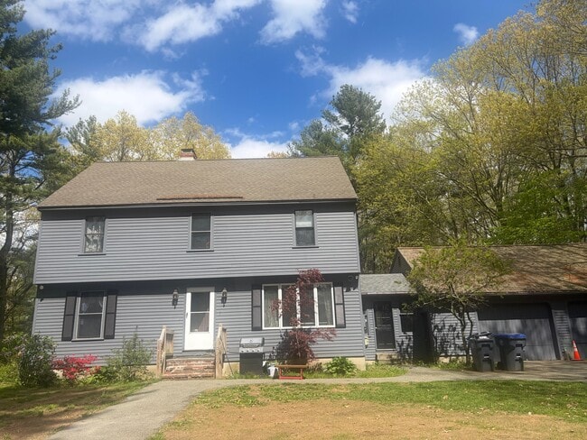 Building Photo - 179 Old Ferry Dr