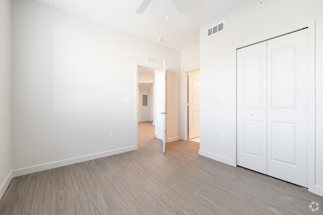 2C - 2BR, 2BA - 920SF - Primary Bedroom