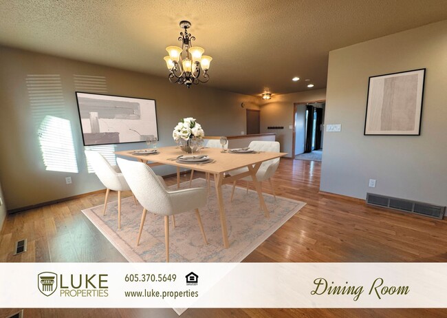 Photo - 4600 S Holbrook Ave