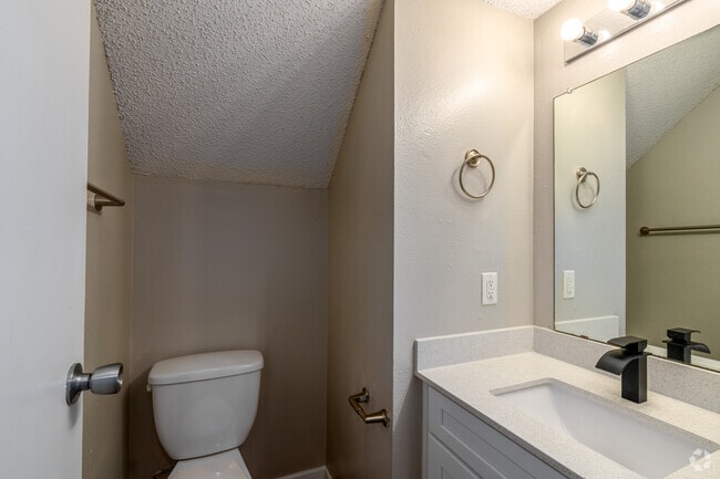 2BR, 2.5BA - 1020SF - Half Bathroom