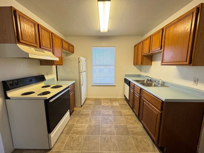 Photo - 1902 Windward Dr Unidad # C