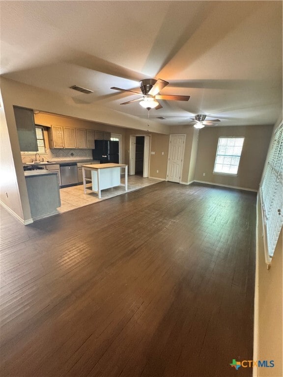Photo - 902 Fern Ln