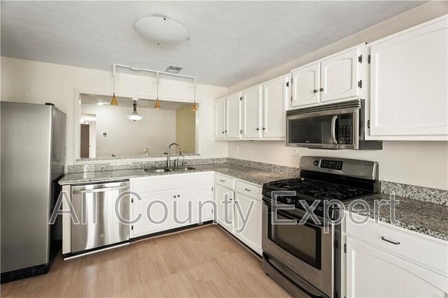 Photo - 2901 Lenox Rd NE