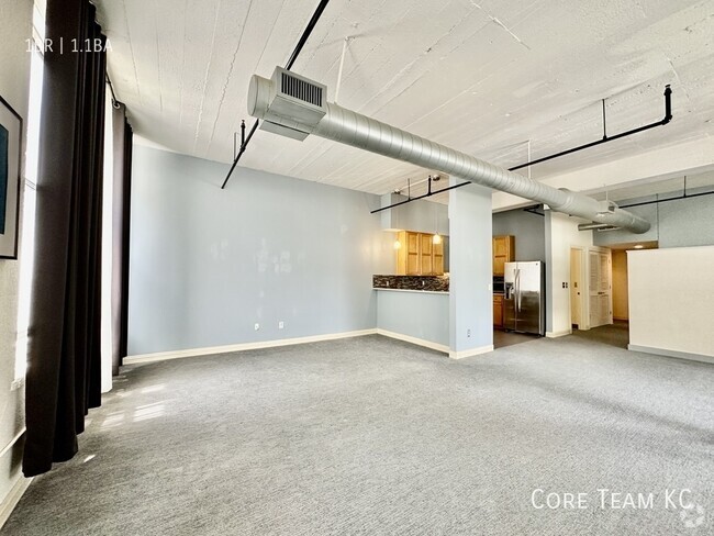 Building Photo - 1 Bed + Den Condo For Rent in the River Ma... Unit 2E