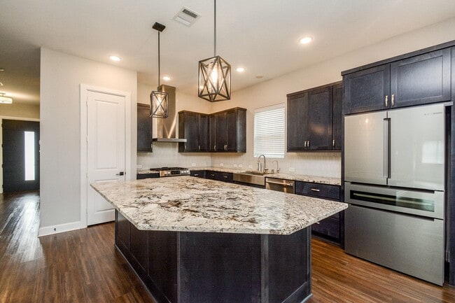 Photo - 2902 Tanager Trace