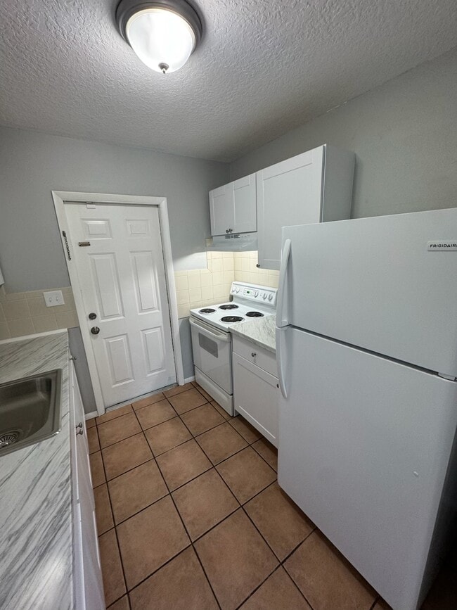 Photo - 1429 22nd Ave E