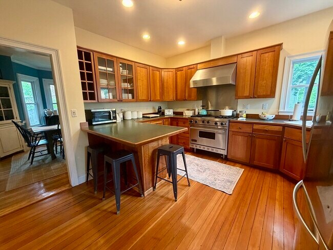 Photo - 43 Walnut St