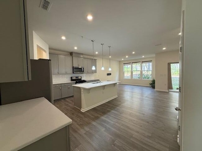 Photo - 1216 Grenshaw Dr