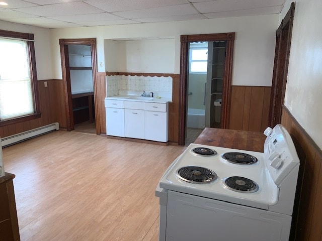 Building Photo - 494 Pleasant St Unit Pleasant St