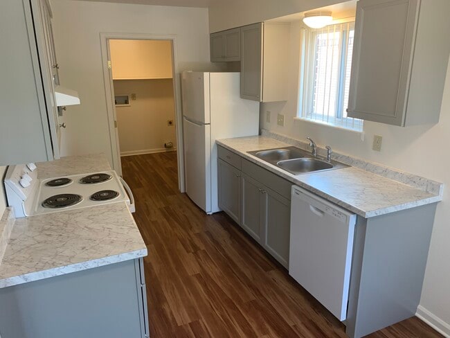 Photo - Sumner Apartments