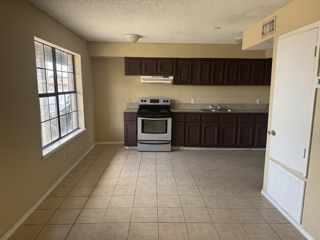 Photo - 2816 Chestnut St Unidad 3