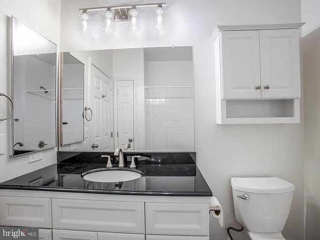 Photo - 1301 Karen Blvd Unit 401