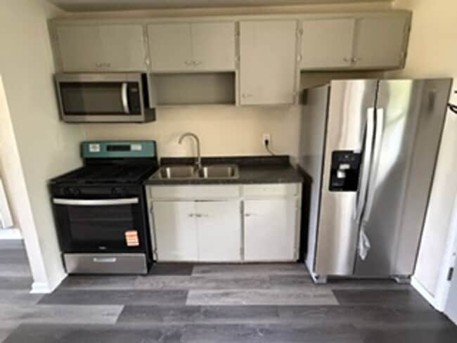 1220 Martin Luther King Junior Blvd Unit 12