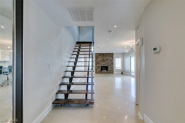 Photo - 5046 Schumann Dr