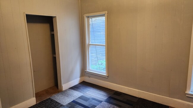 137 South Ave Unidad 3; Top Floor