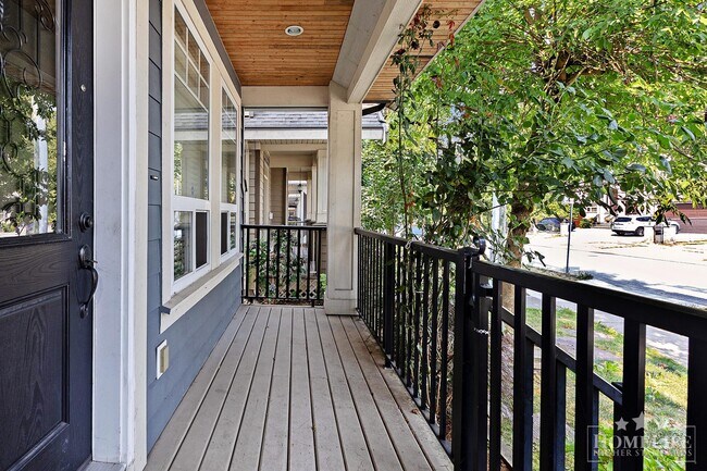 Beautiful Family Home in Panorama Ridge – 3 Bedroom Upper-Level Home with Double Garage