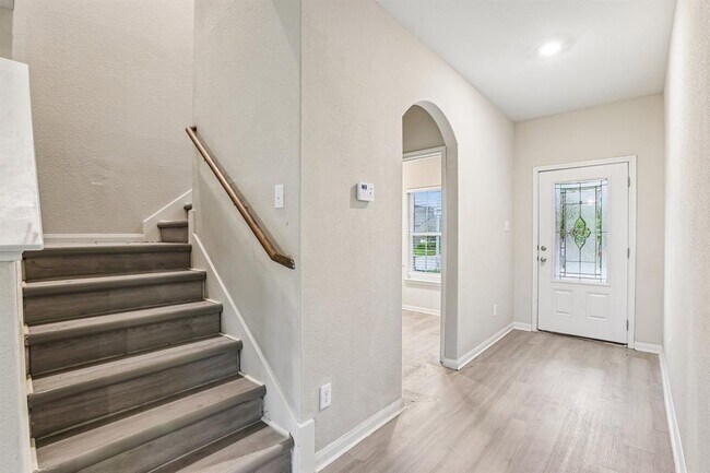 Photo - 117 Cherry Tree Ln