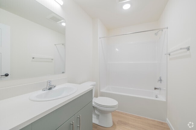 Studio, 1BA - 480SF - Bathroom