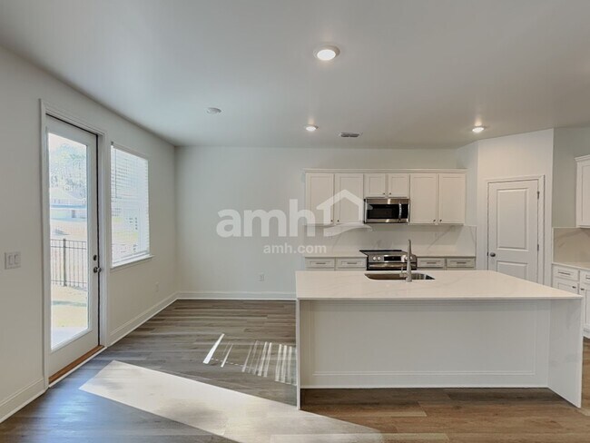 Photo - 1409 Aquamarine Dr