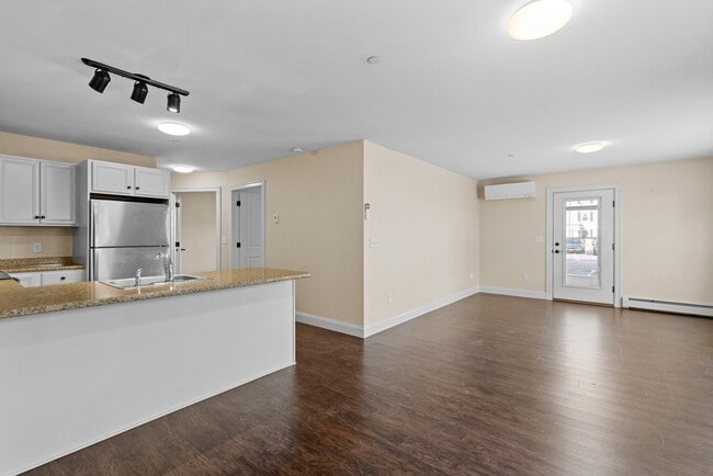Cumberland Foreside Village Apartments