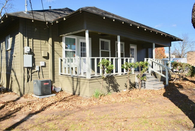 Photo - 308 N Catherine St
