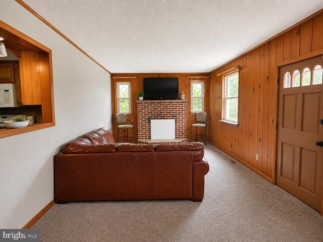 Photo - 216 Georgetown Rd