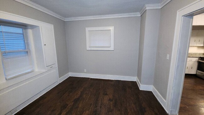 Photo - 119 Burton Ave