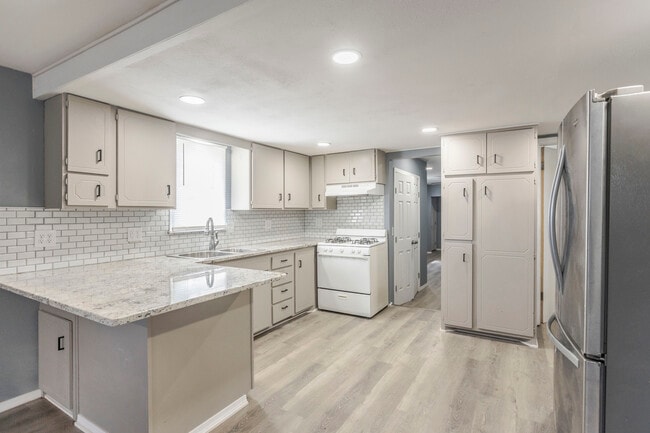 Cocina - 1014 S Chester St