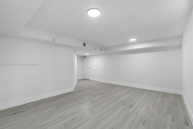 Photo - 601 NE 23rd St