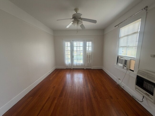 Photo - 4616 Conti St Unit 4616-2A