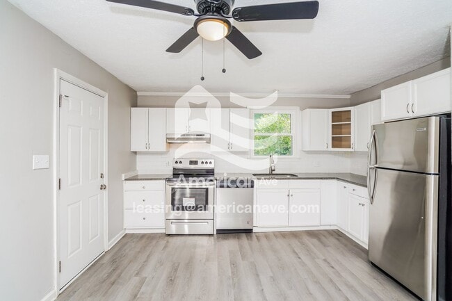 Photo - 520 Goyne Ave