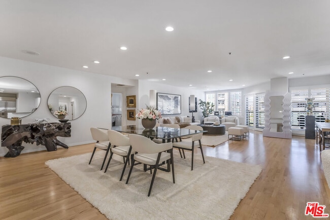 Building Photo - 10724 Wilshire Blvd Unit 1005