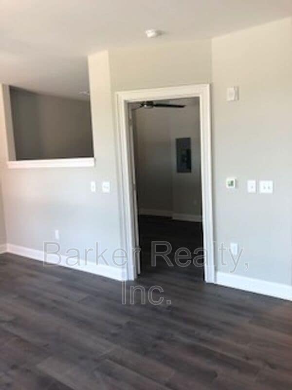 Photo - 414 S White St Unidad 309