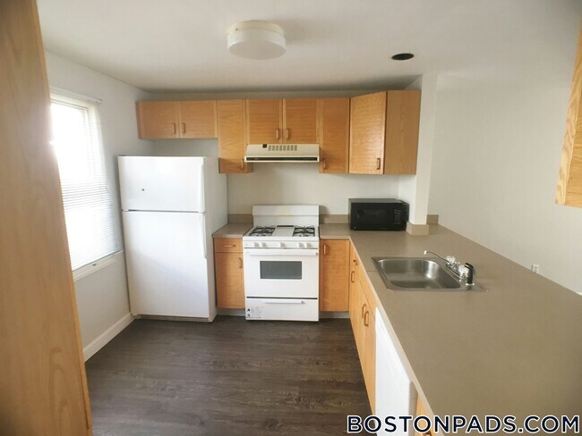 Photo - 3 Raymond St Unit E