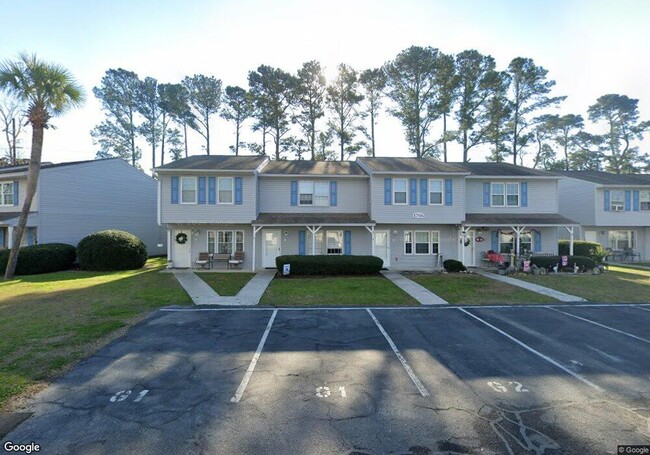 Building Photo - 1706 Fawn Vista Dr N