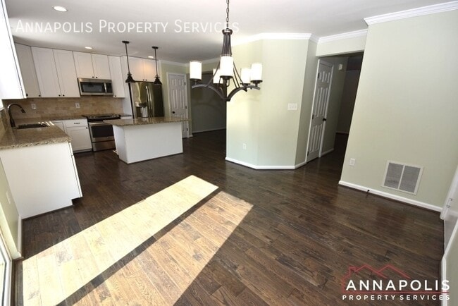 Photo - 324 Windell Ave