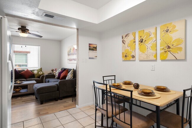 Photo - 8066 E Oak St