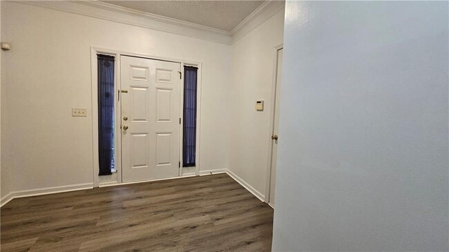 Photo - 1501 Parc Main St