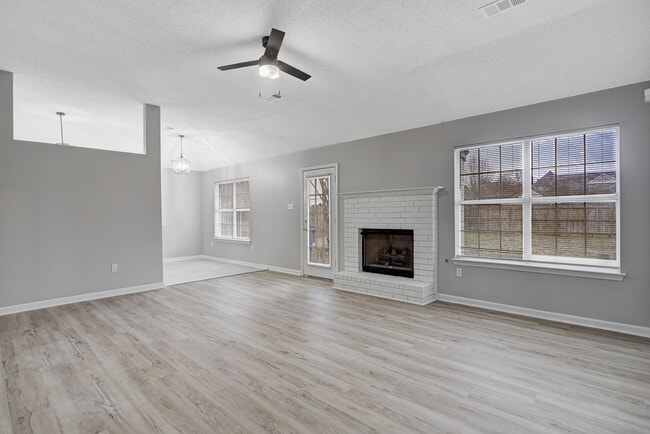 Photo - 5750 Sparrow Run