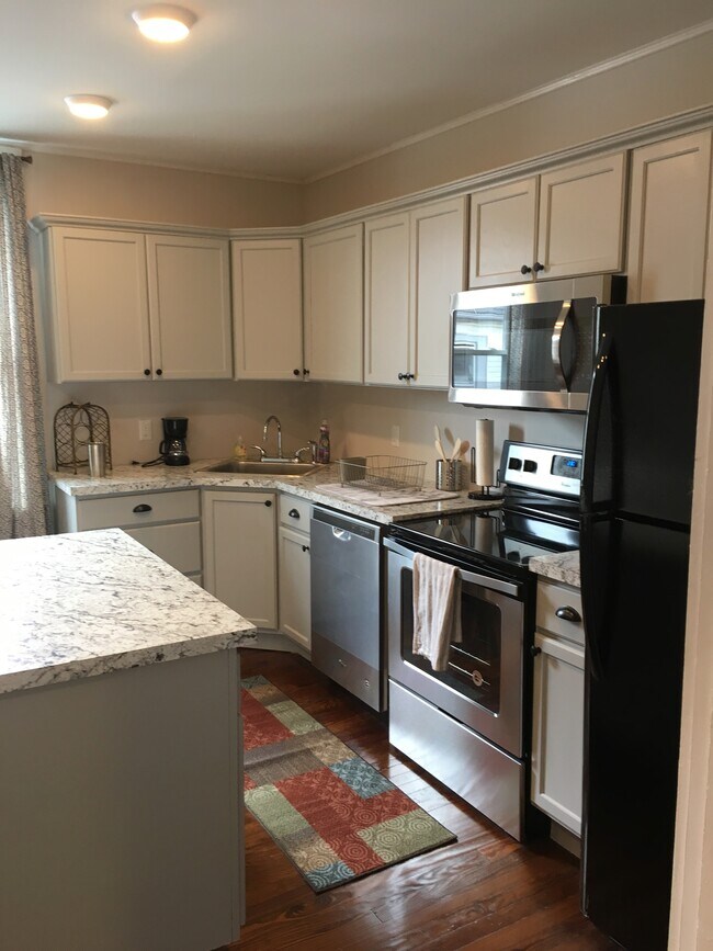 Photo - 301 Fauquier St Unidad 301 Fauquier St.  B