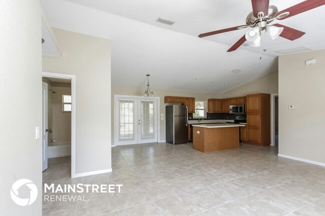 Photo - 7221 Minardi St
