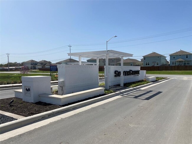 Photo - 230 Cherry Laurel Ln