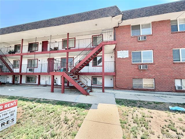 1080 S Eliot St Unidad 204