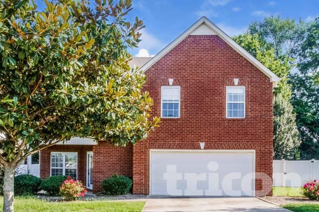 Photo - 221 Titans Cir