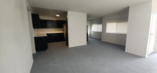 Photo - 6940 Hopkins Dr Unidad 1